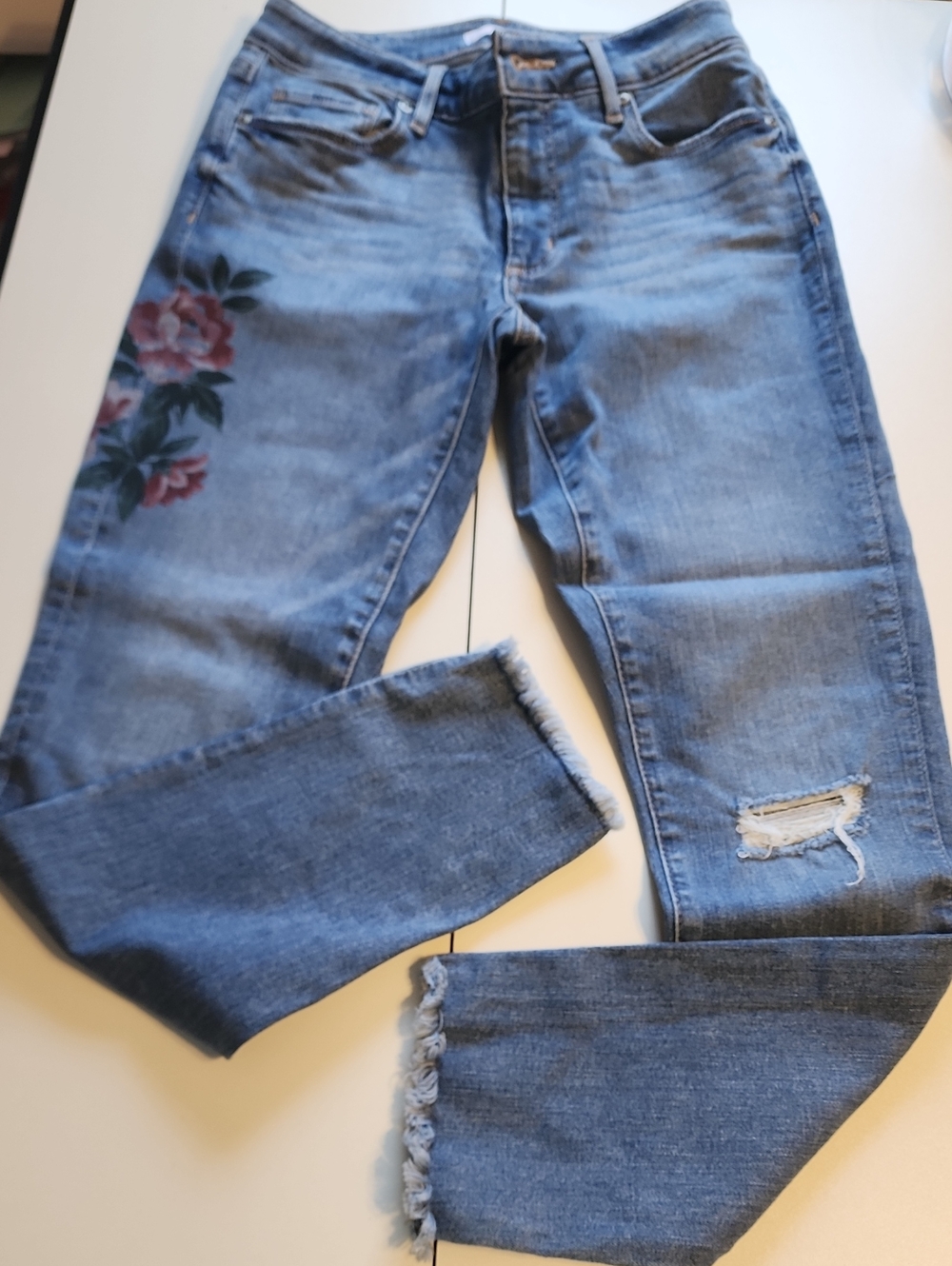 LOFT Light Blue Cropped Jeans with Floral Print Size 4 Or 27